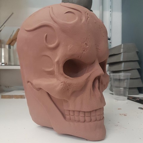 sculpture squelette en monster clay